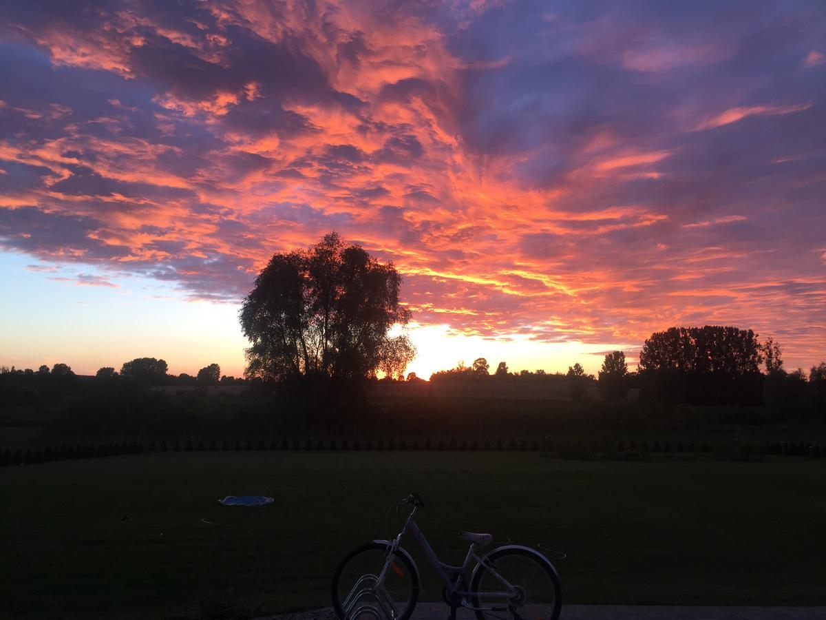 Zajazd Gosciniec Nowosiolki-Kolonia Exteriör bild