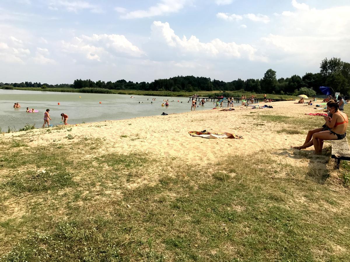 Zajazd Gosciniec Nowosiolki-Kolonia Exteriör bild